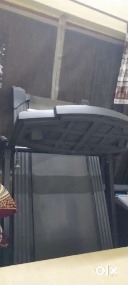 Treadmill running machine