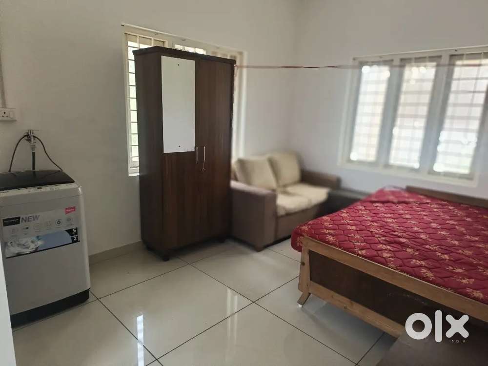 1 BHK fully furnished 1st floor house at kakkanad