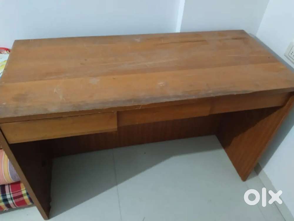 Study table and chair