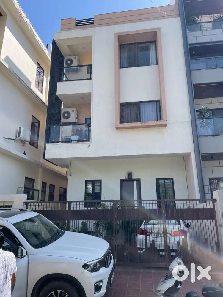 Fully furnished villa vashali officer compus