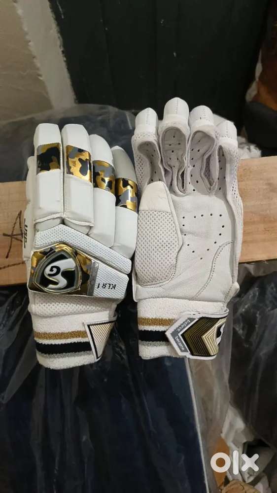 BRAND NEW GLOVES