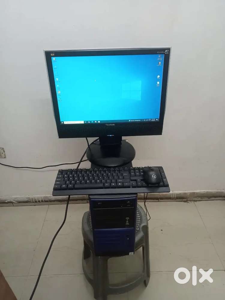 Desktop computer
