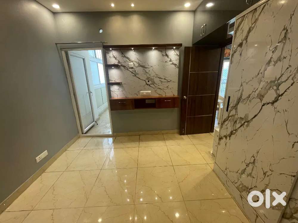 Sale 2 bhk flats very hot location in noida extension