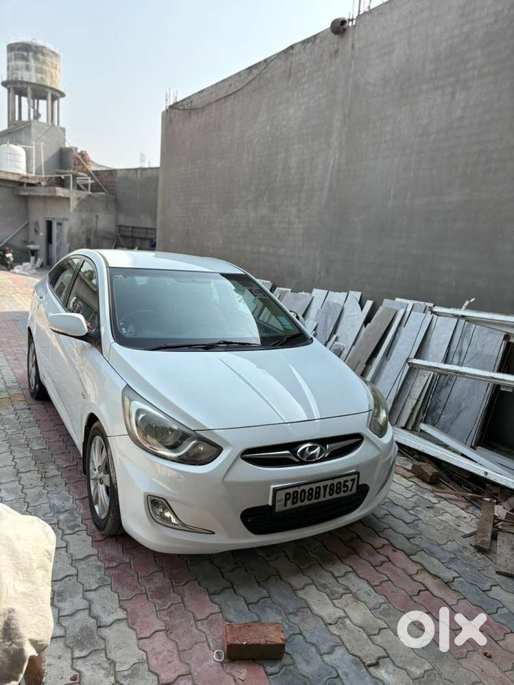 Hyundai Fluidic Verna 2011 Petrol 67000 Km Driven