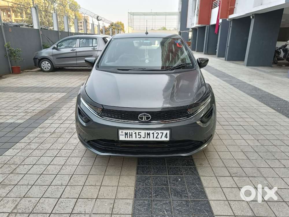 Tata Altroz, 2023, Petrol