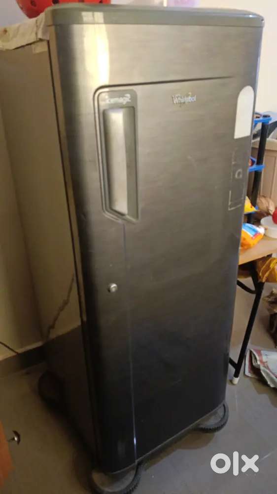 Whoolpool Fridge ( Good working condition )