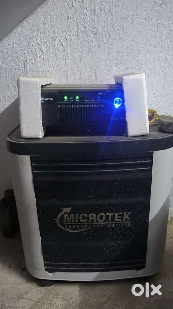 Inverter/Dinning table/airtel DTH in good condition