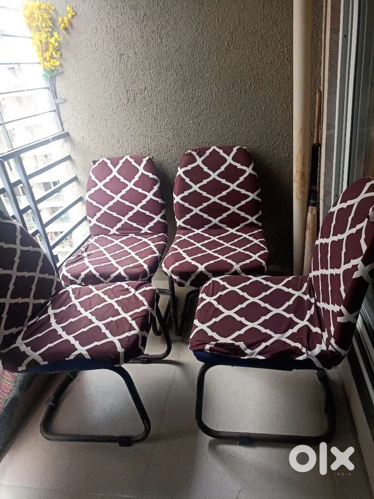 4 Iron chairs, iron sofa cum bed & iron single bed