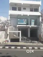 this is 1650 sqft comercial hall for rent nehru colony