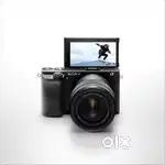 Sony a6400 + 16-50mm lens +3 Batteries, Memory Card, Charger, 2 Lights