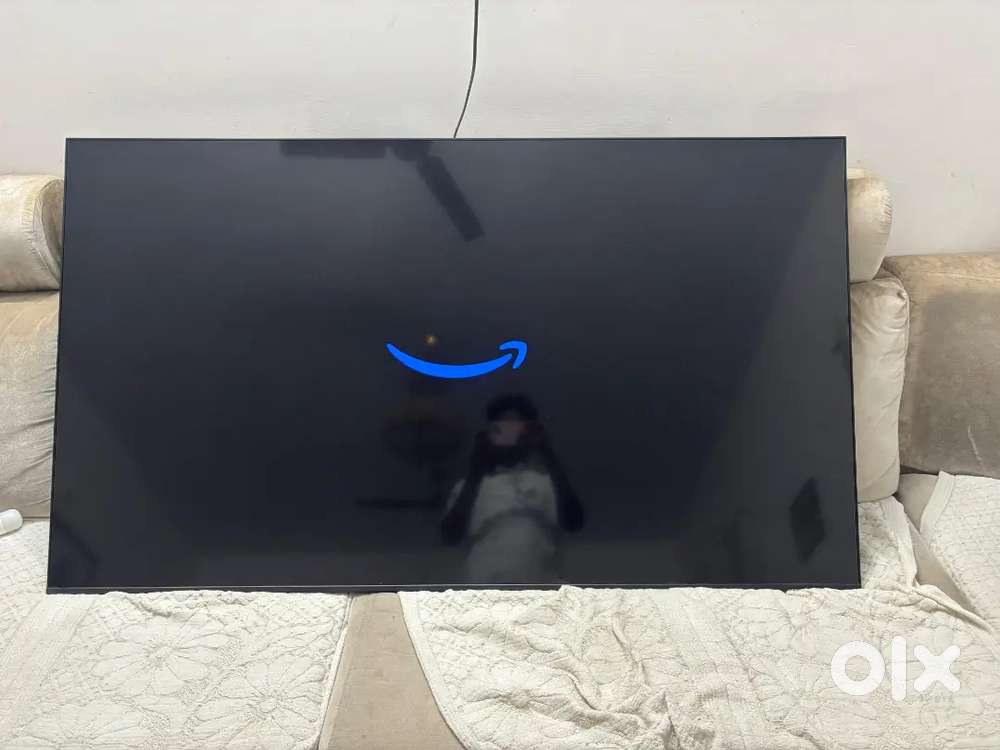 SAMSUNG 65 inches 4k TV.