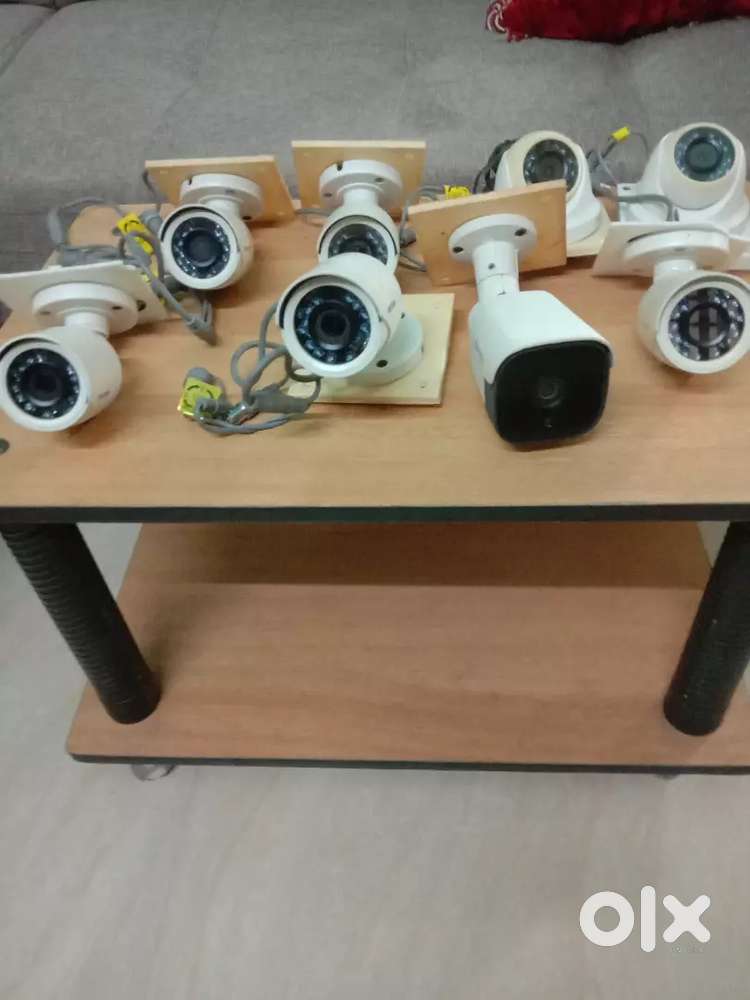 CCTV COLOR CAMERAS+32 SAMSUNG LED TV
