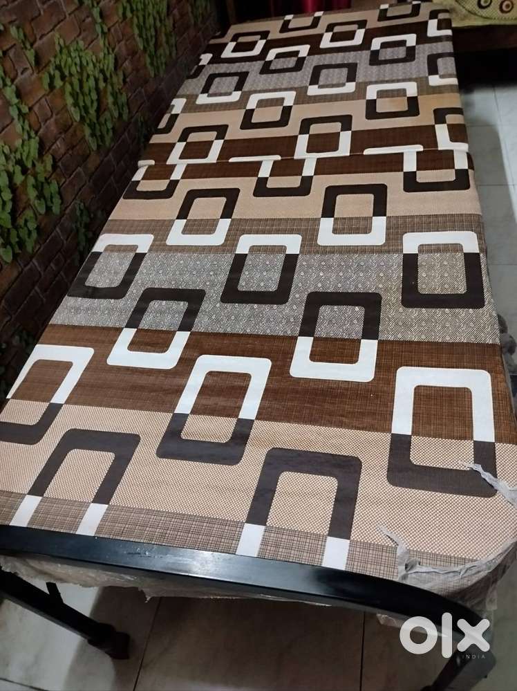 Folding Camp bed with mattress