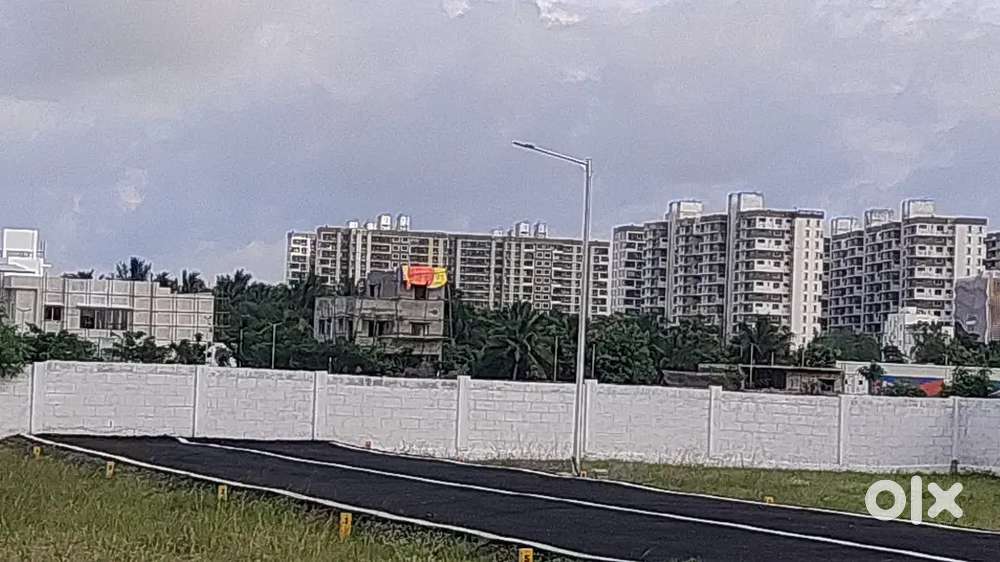 Near Vandalur to Kelambakkam road