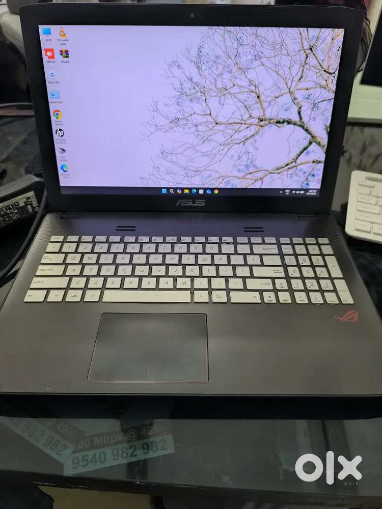 Asus Rog  Republic of Gamer