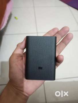 MI power bank