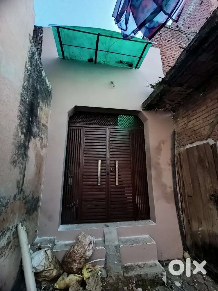 A house in railpaar shamli behind station