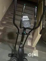Cross trainer