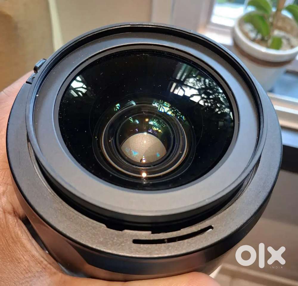 Nikon 24-70 2.8 lens