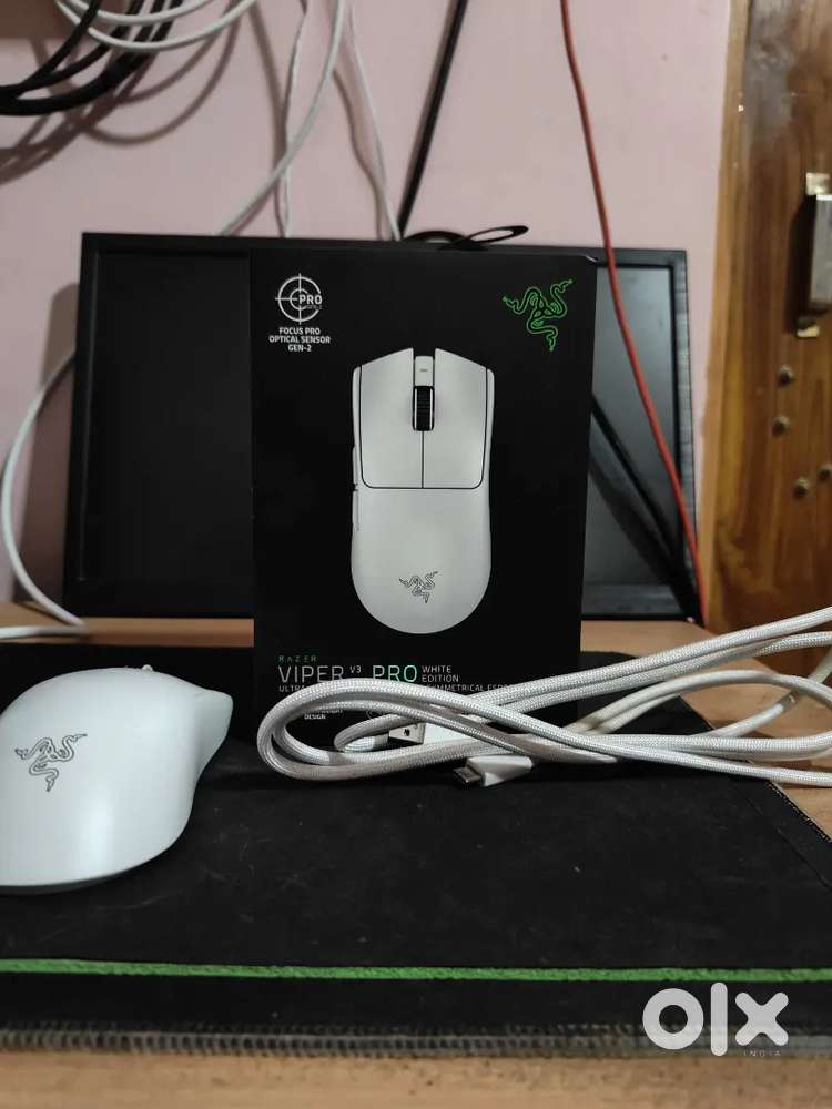 Razer Viper V3 Pro Wireless eSports Gaming Mouse – Excellent Condition
