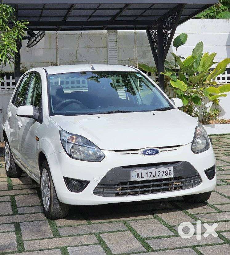 Ford Figo 2010-2012 Petrol EXI, 2012, Petrol