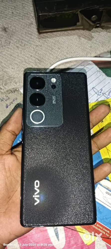 Vivo v 29 superb condition