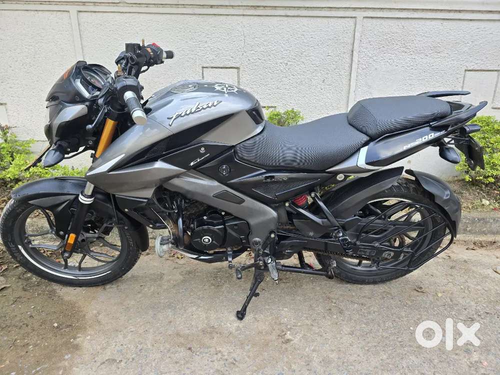 BAJAJ PULSAR NS 125