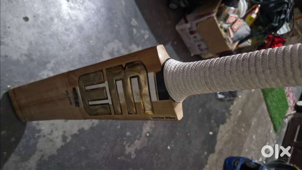 EM GT exclusive selected willow leather cricket bat