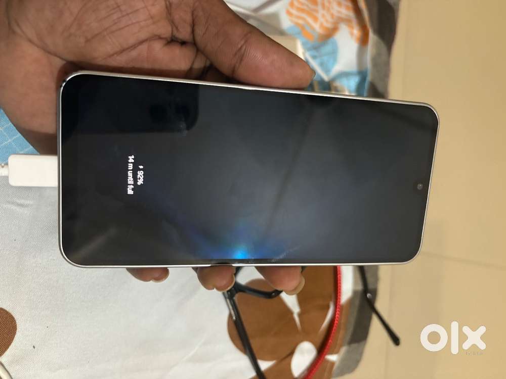 Samsung F16 5g 6 GB Ram 128 GB Memory