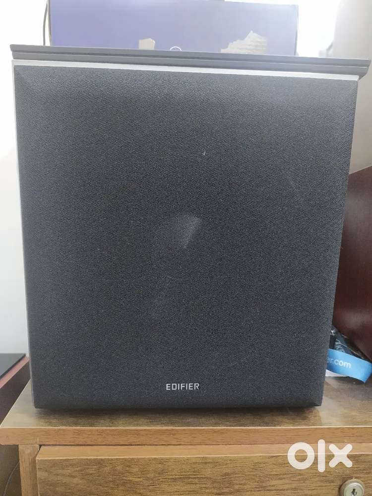Edifier 2.1 music system