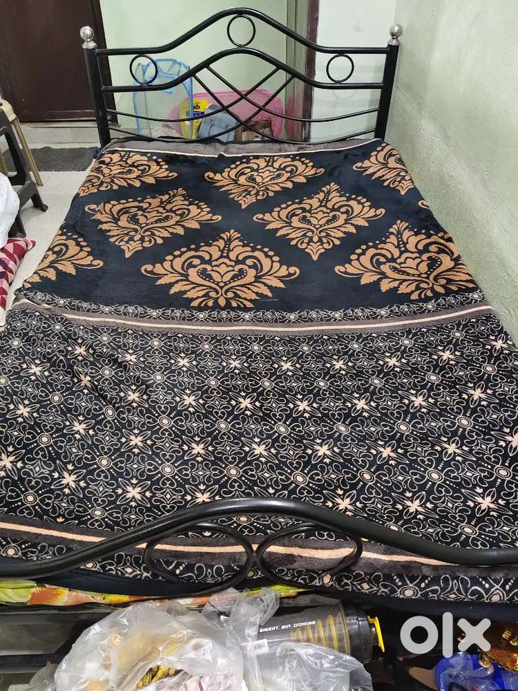 Steel cot with ilavam punju mattress