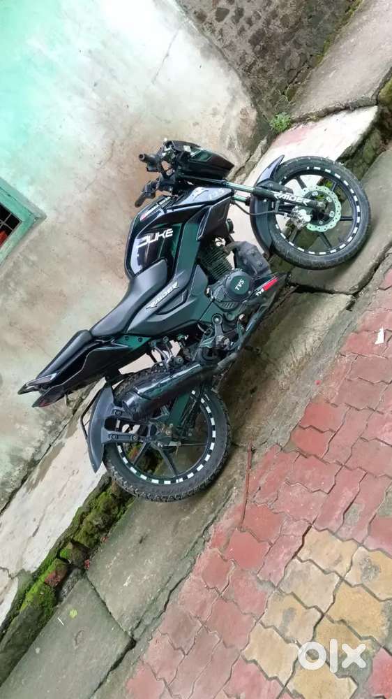 . Meter headlight is broken