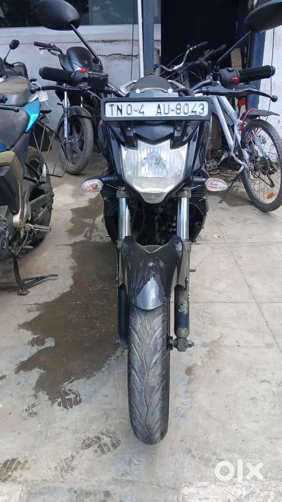 YAMAHA FZV2 TN04AY8043