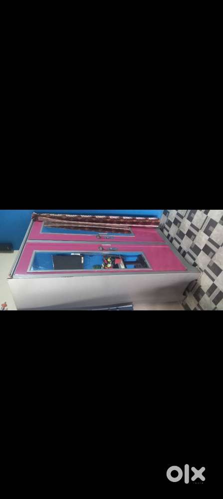 Wardrobe pink colour