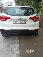 Mahindra XUV300 W6, 2023, Petrol