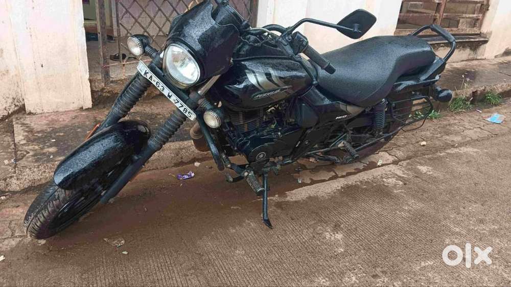 For Sale- Avenger 160 street-2024 Model- 11700 Kms driven vehicle