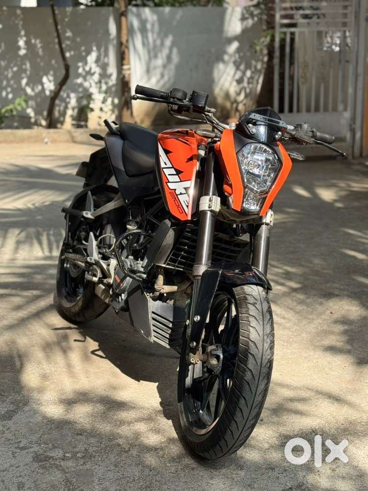 KTM Duke 200  Only 31526km driven  Single owner  Very good condtion