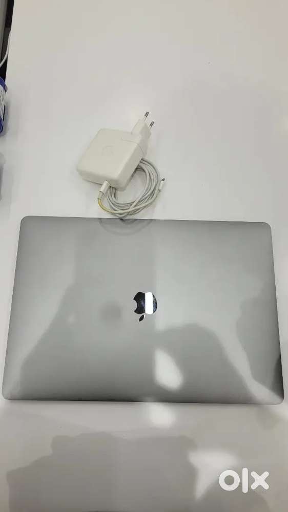Macbook pro i9 32/1TB