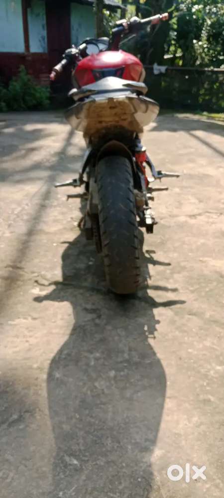 Ns 200 good condition ungent sell contect  hurry up it's