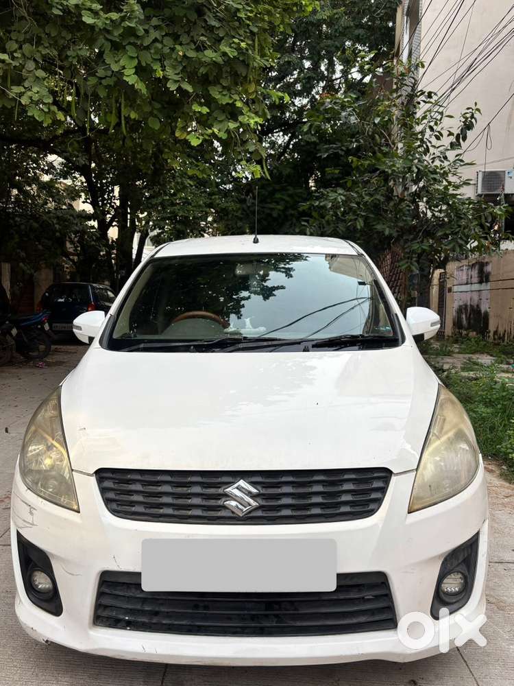 Maruti Suzuki Ertiga 2014 Diesel 100351 Km Driven