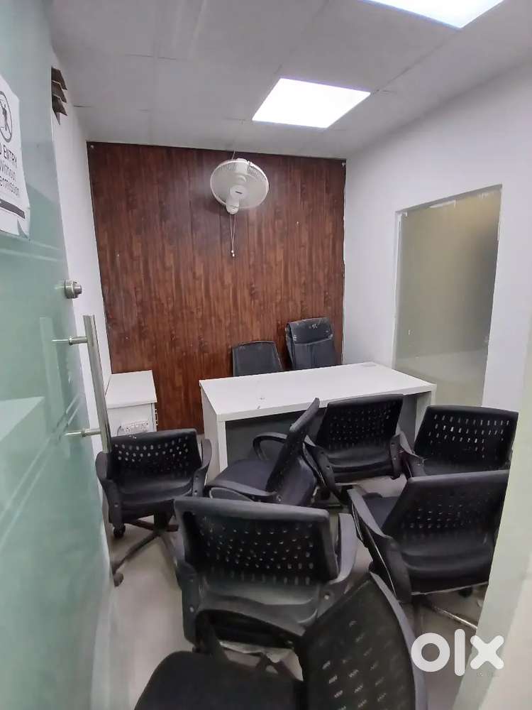 1 cabin 5 Workstations fully furnished
