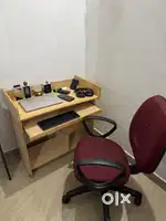 Used Computer Table
