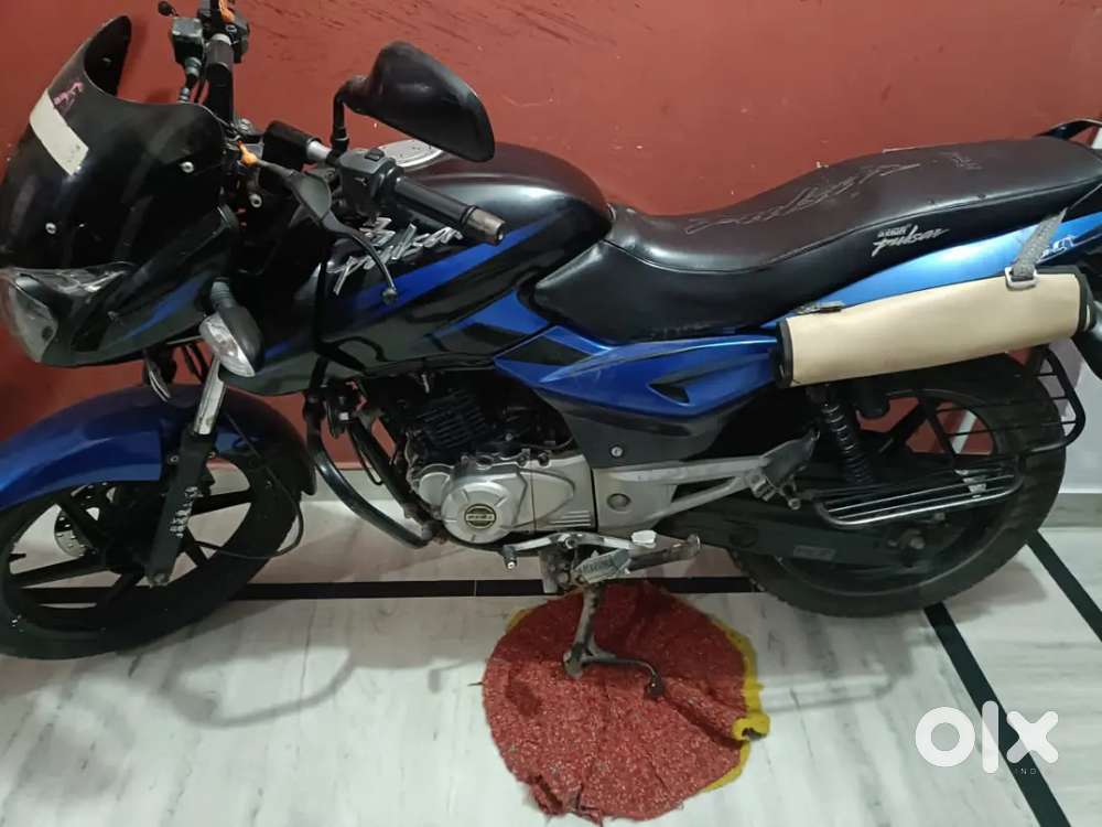 Bajaj Pulsar 150(Dec 2015)