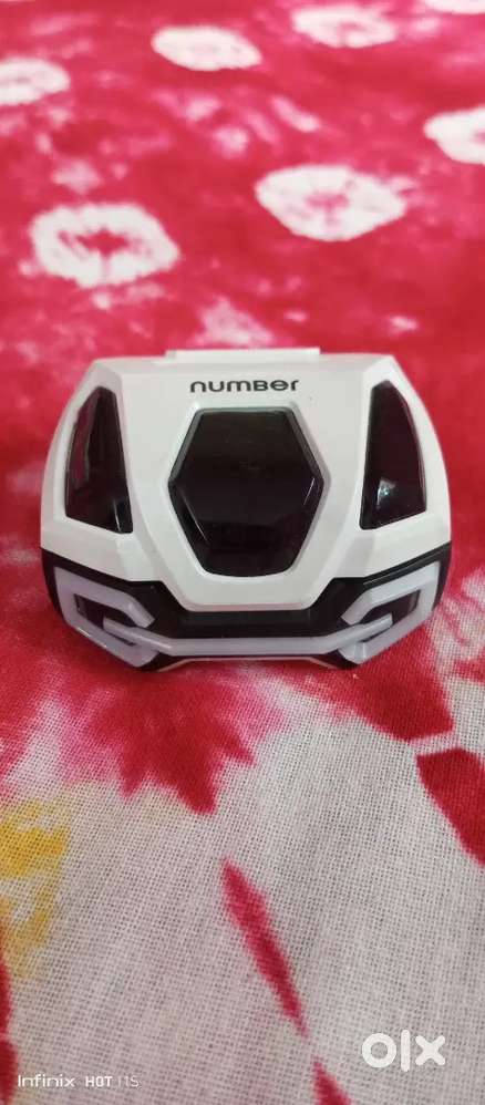 Headphone rgb light number