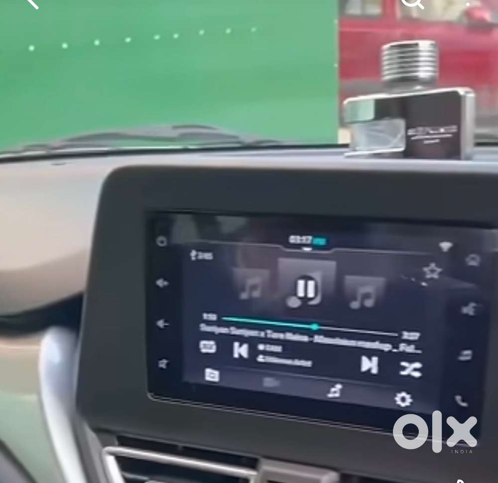 Baleno nexa top model stereo