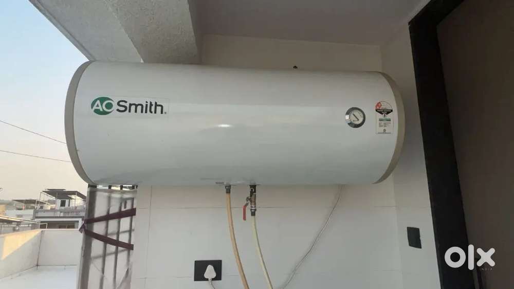 Storage water heater