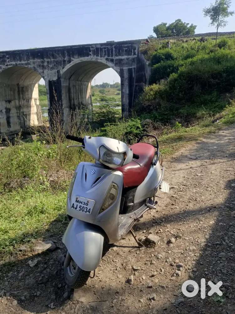 access 125 old model