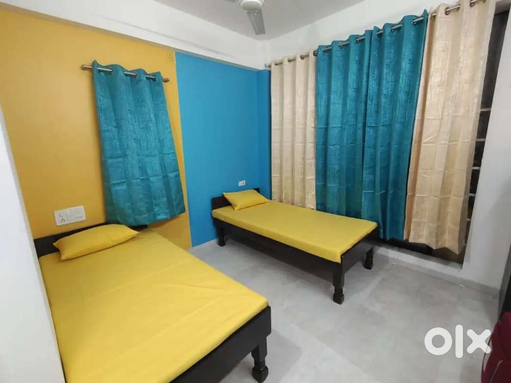 Premium Student PG near Fatehgunj main road