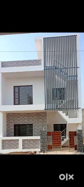 4bhk kothi double story Area 90 gaj Sec 115 Ajit city Landra Road.