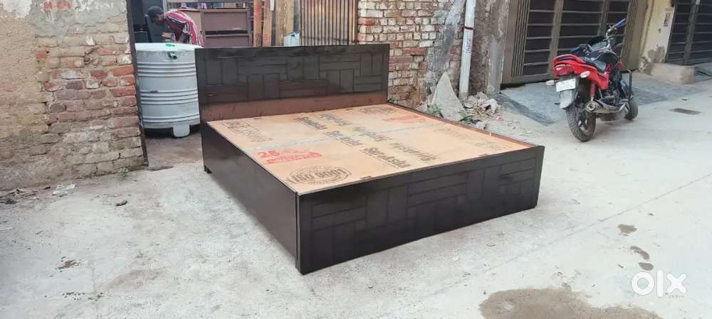 New. Double bed in palam.